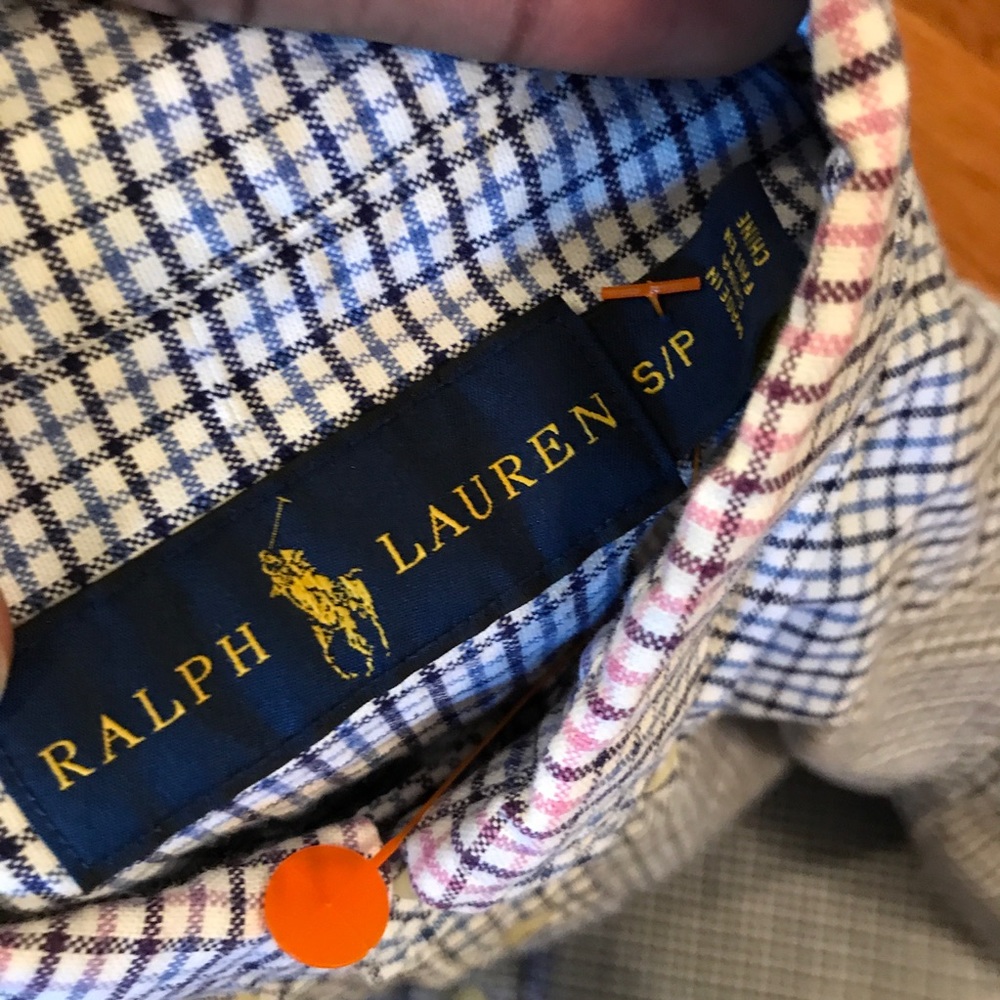 Button up - Picture 4 of 4